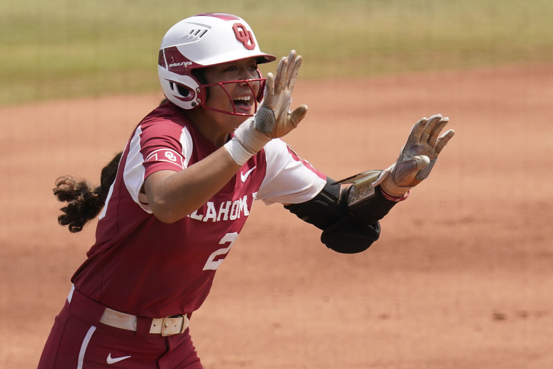 WCWS Oklahoma James Madison Softball